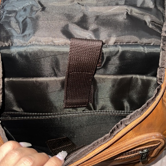 Kenneth Cole reaction backpack - Picture 10 of 11